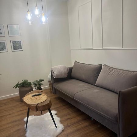 Apartamenty Aleja Jana Pawla II Wągrowiec エクステリア 写真