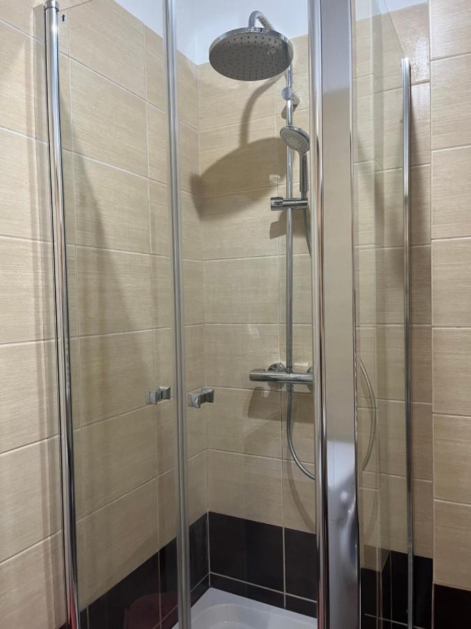 Apartamenty Aleja Jana Pawla II Wągrowiec エクステリア 写真